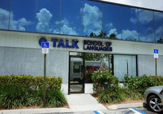 Talk English Schools 語言學習